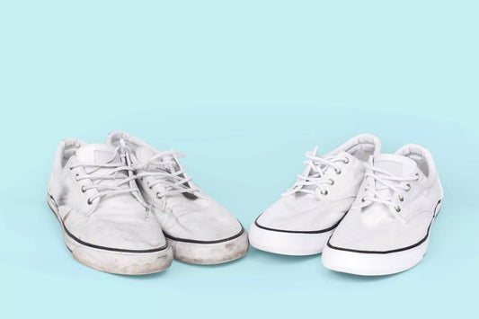Weiße Sneaker mit EG-GÜ Schuhreiniger reinigen
